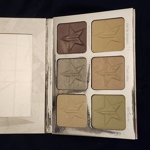 Jeffree Star Cosmetics highlighter palette